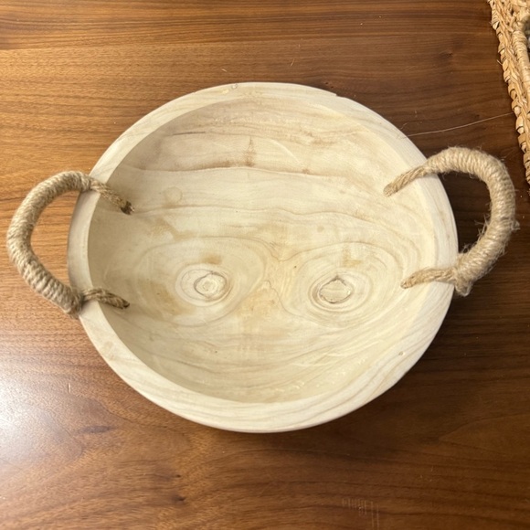 Rustic Cream Wooden Serving Bowl - Picture 4 of 9